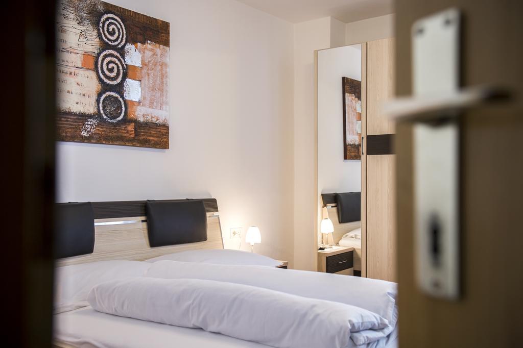 Sonnenberg Hotel Silandro Cameră foto
